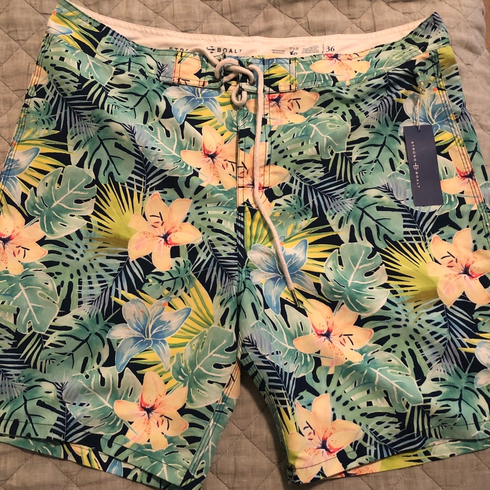 Brand new strong boalt swimsuit